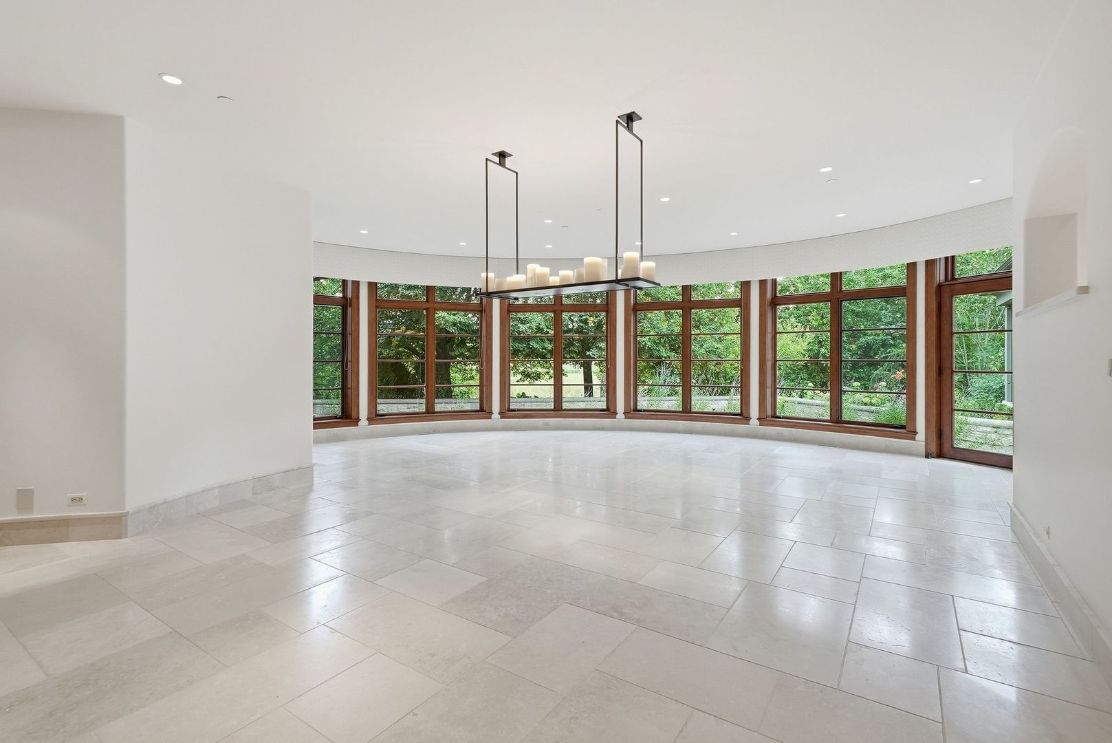 16 Riva Ridge
