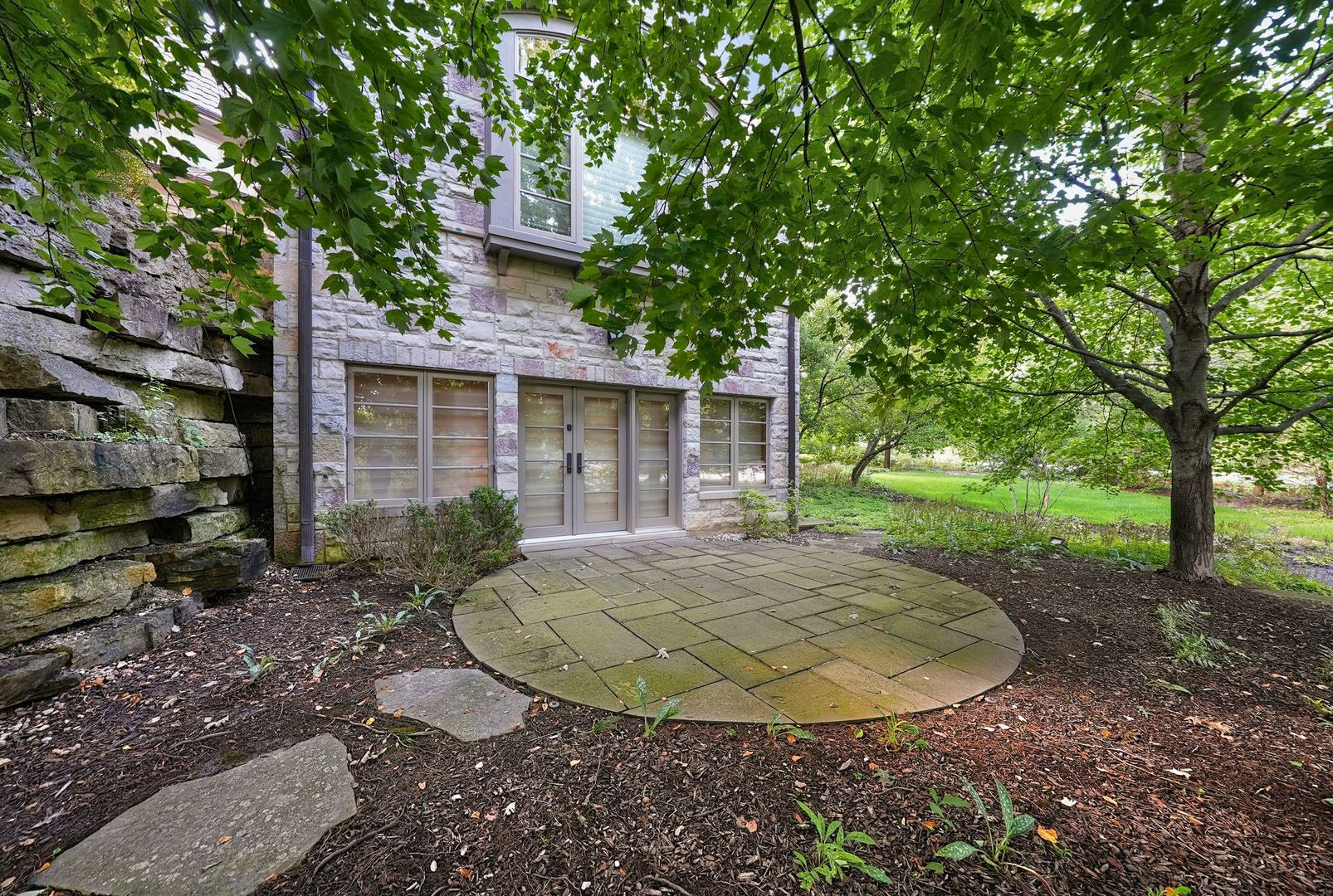 16 Riva Ridge