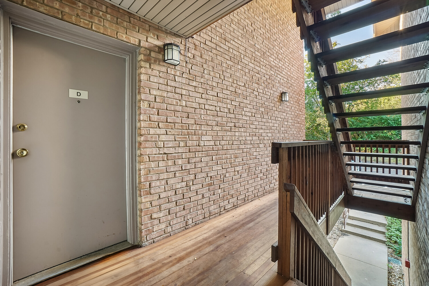 5813 Oakwood Drive Unit: D
