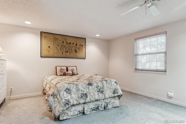 7641 S Rosemary Circle