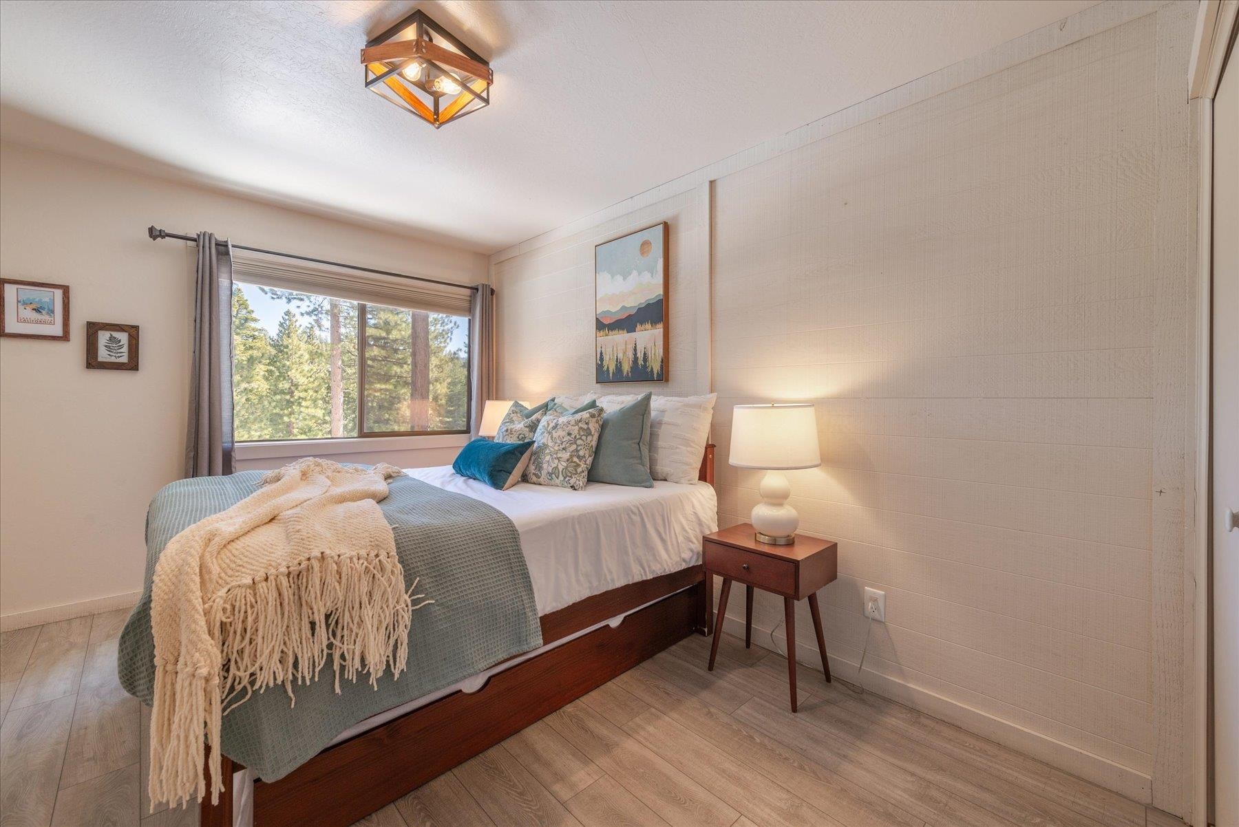 6142 Feather Ridge