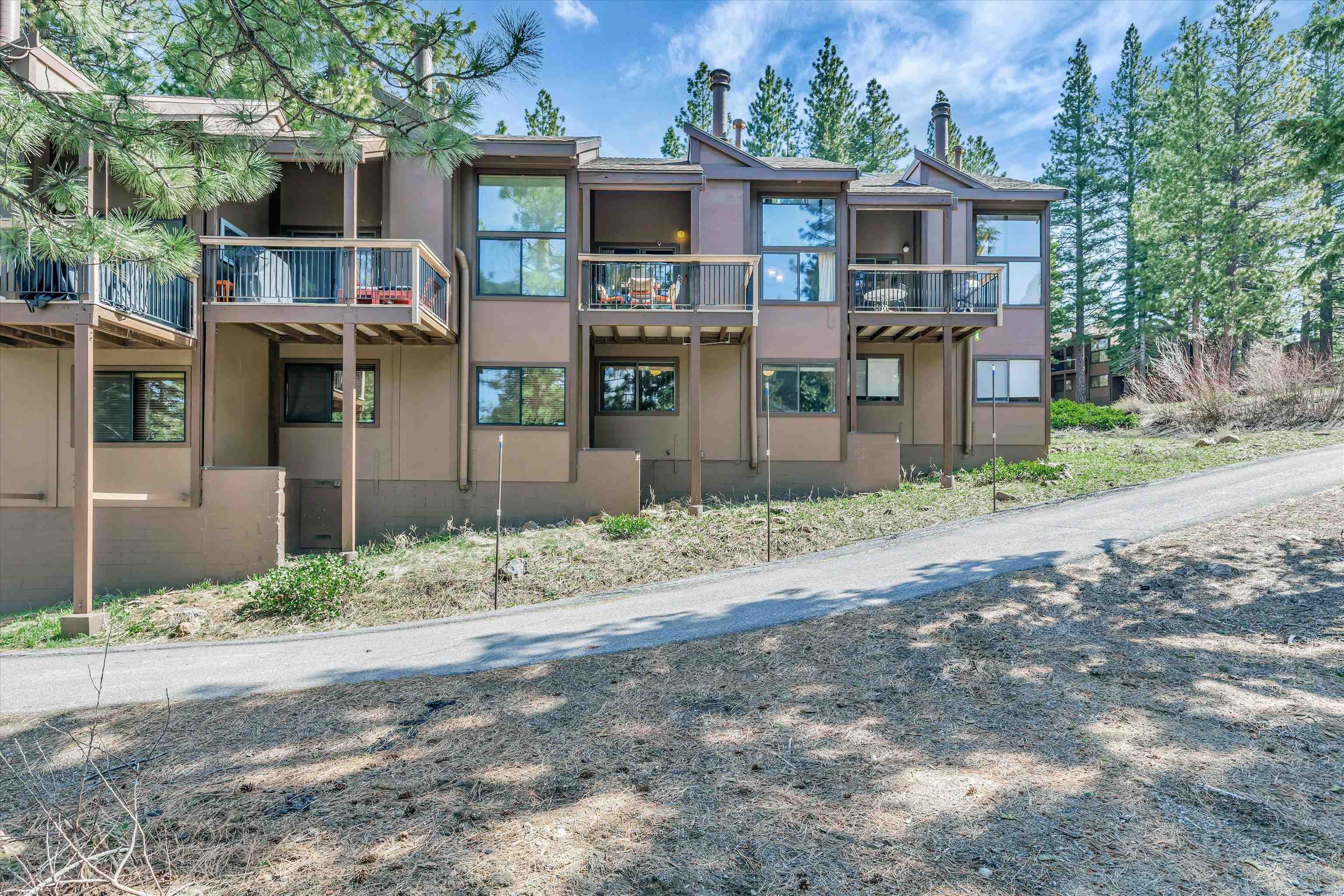 6024 Mill Camp