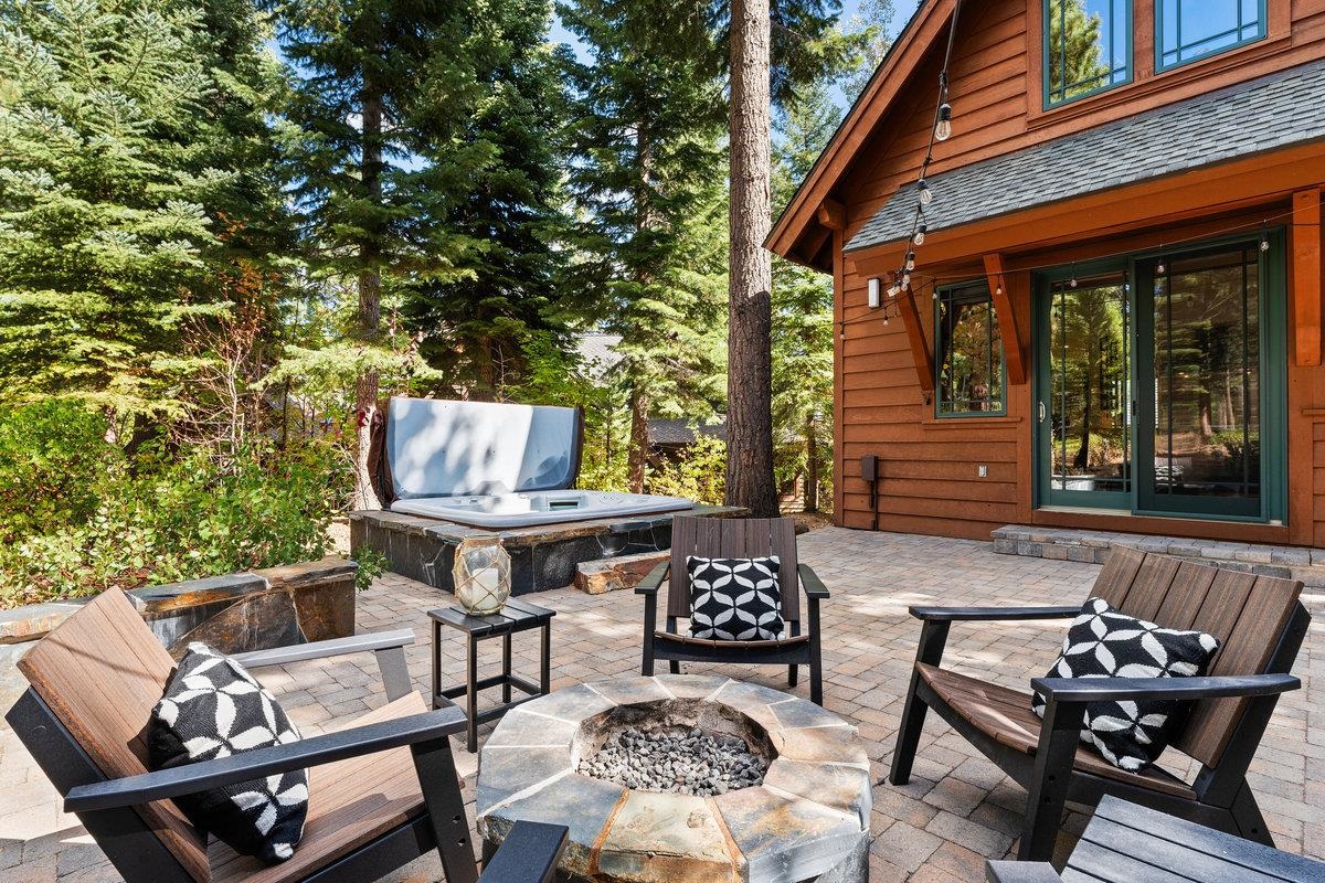 2104 Eagle Feather