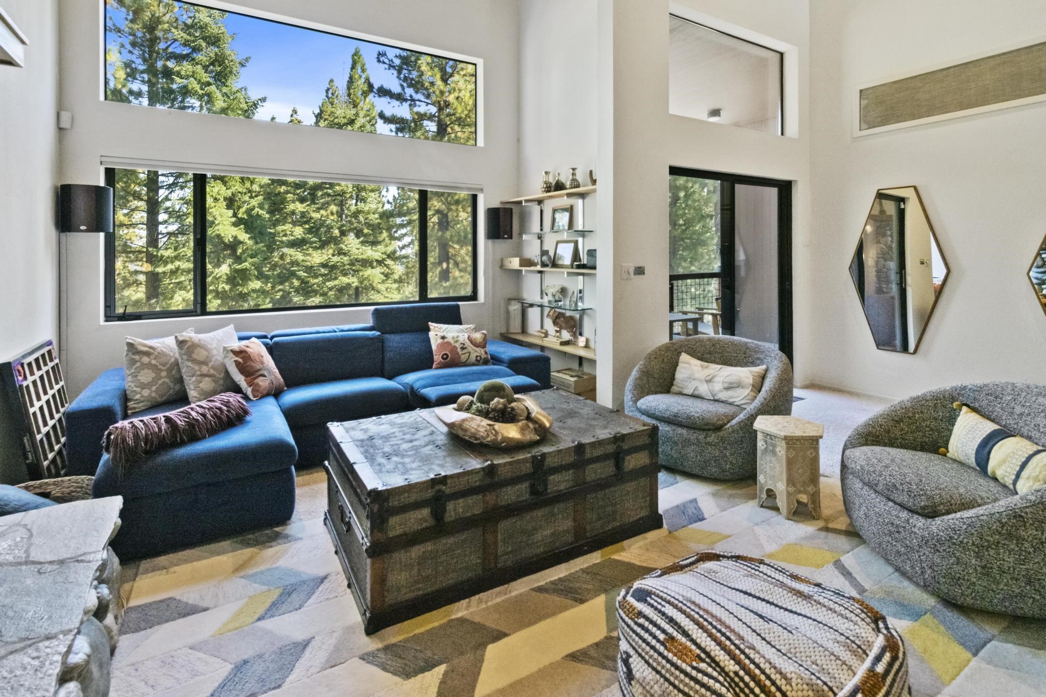 1626 Deer Path
