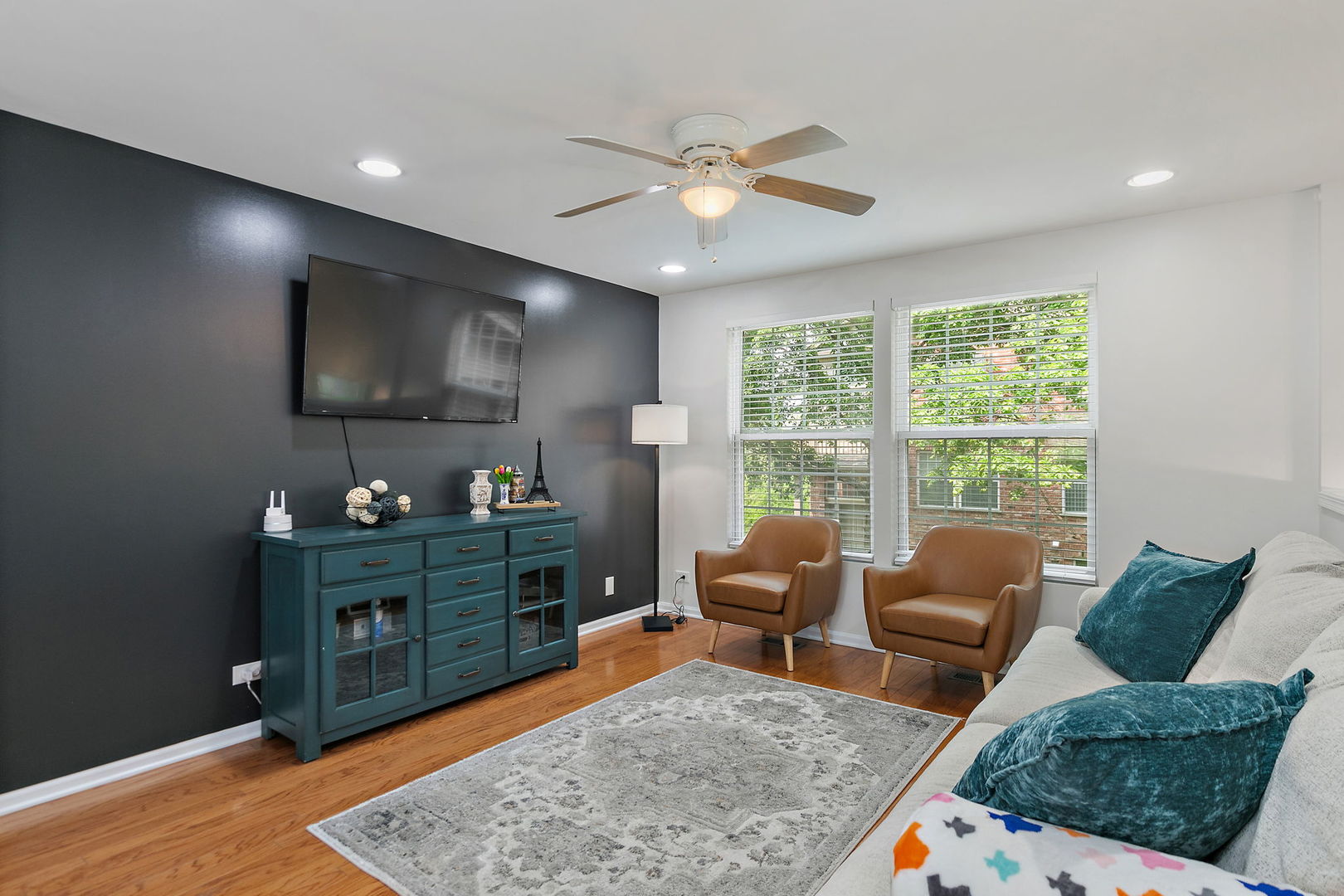 131 Bristol Lane Unit: 2