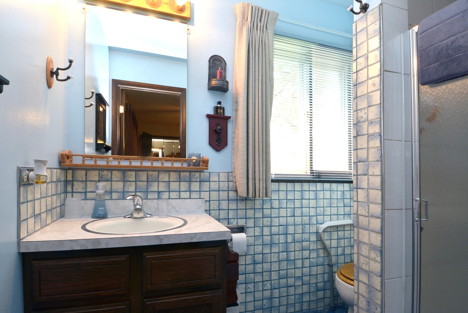 23626 N Overhill Drive