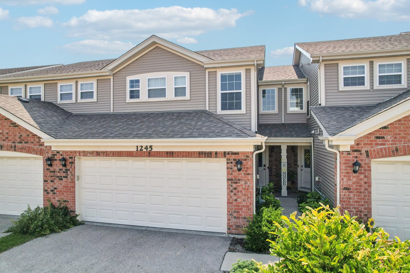 1245 Prairie View Parkway