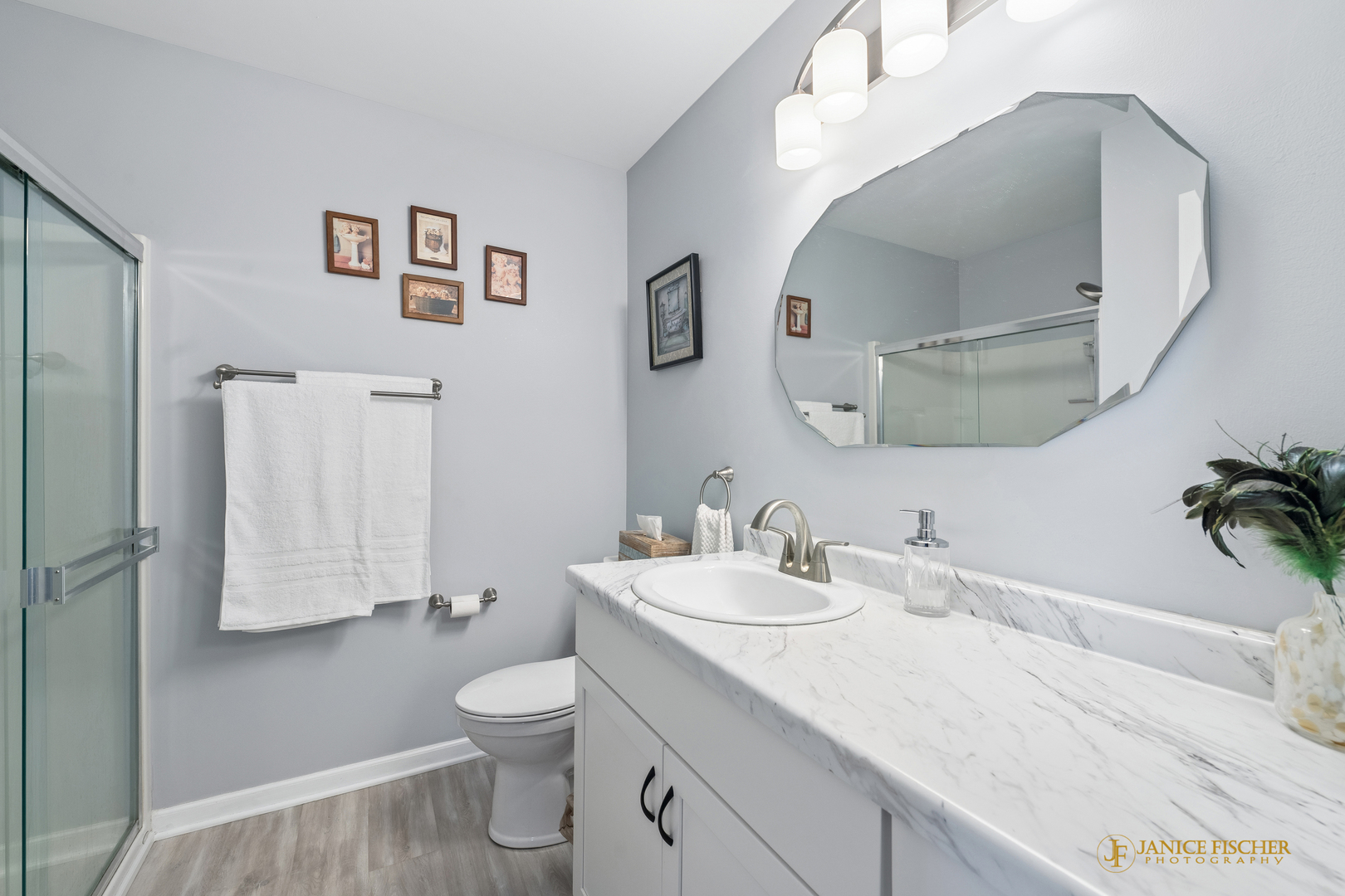 5302 Cobblers Crossing