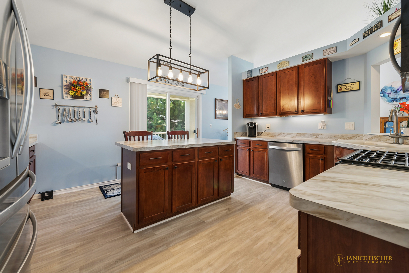 5302 Cobblers Crossing