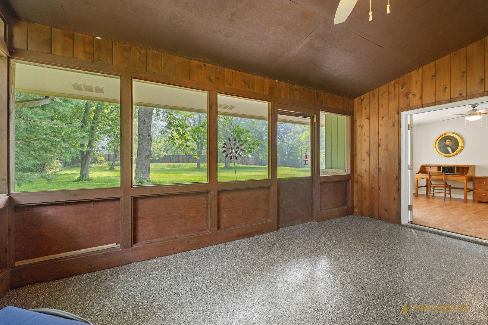 425 Greenwood Lane
