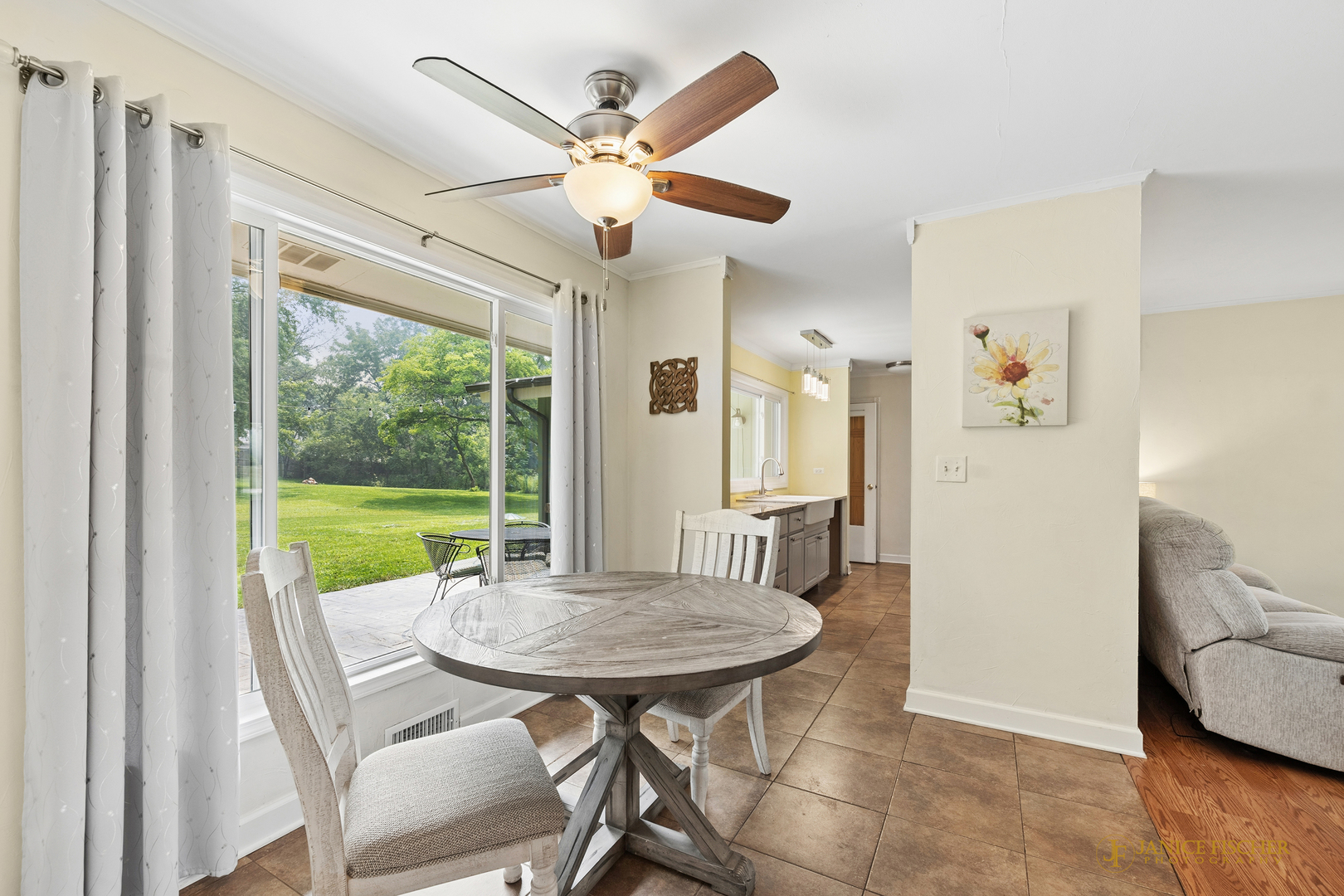 425 Greenwood Lane