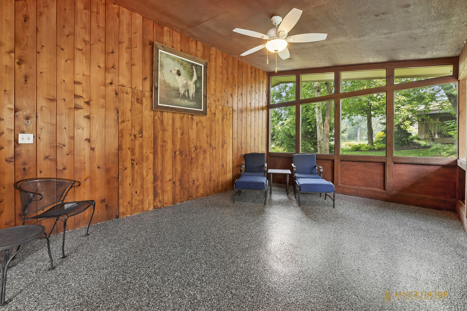 425 Greenwood Lane