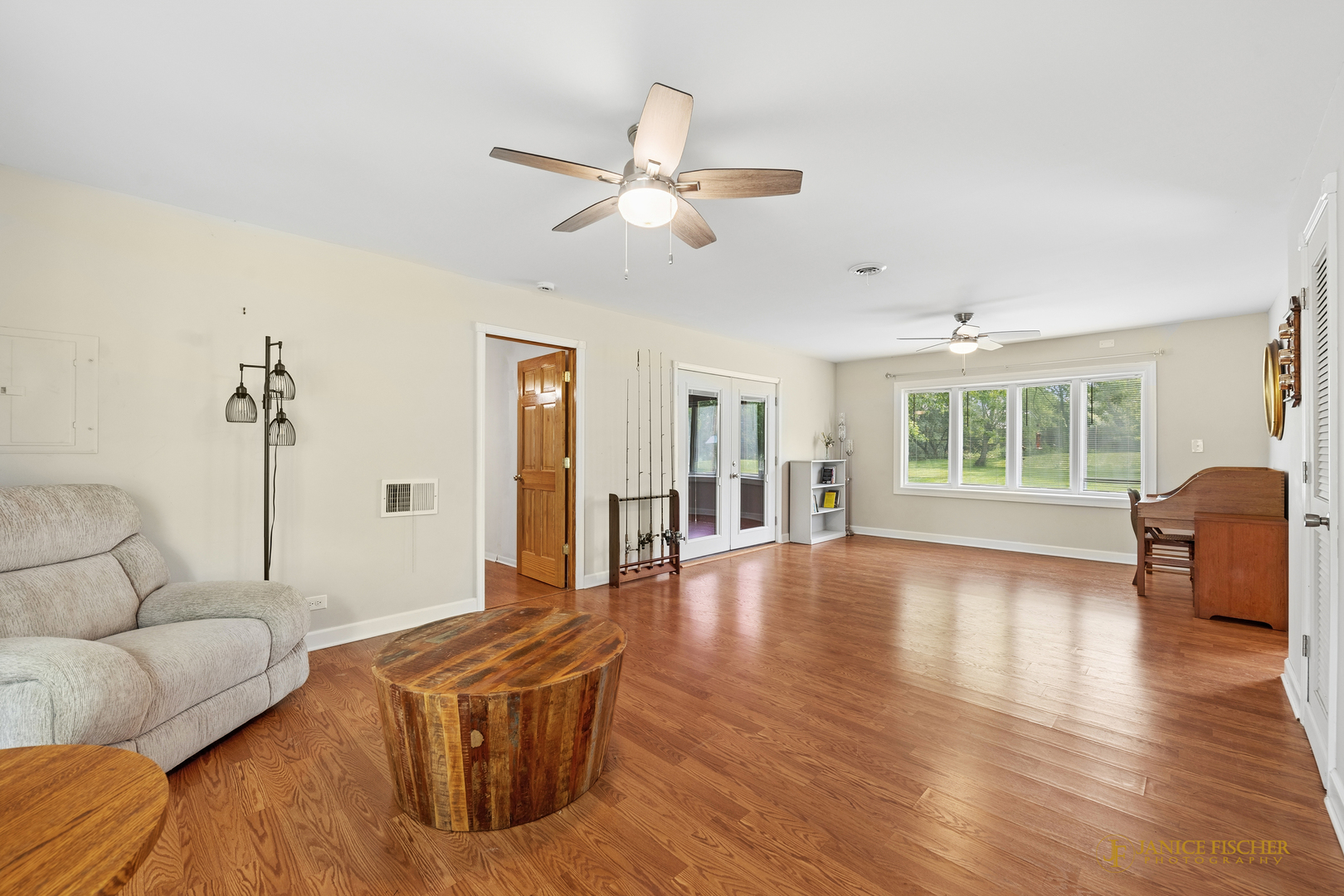 425 Greenwood Lane