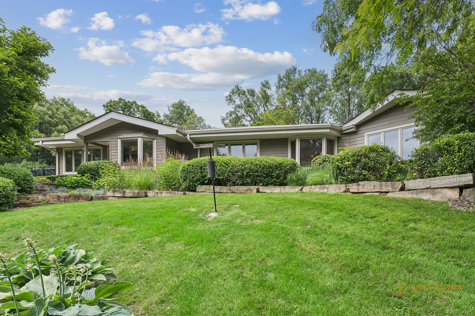 501 Lakepoint Drive