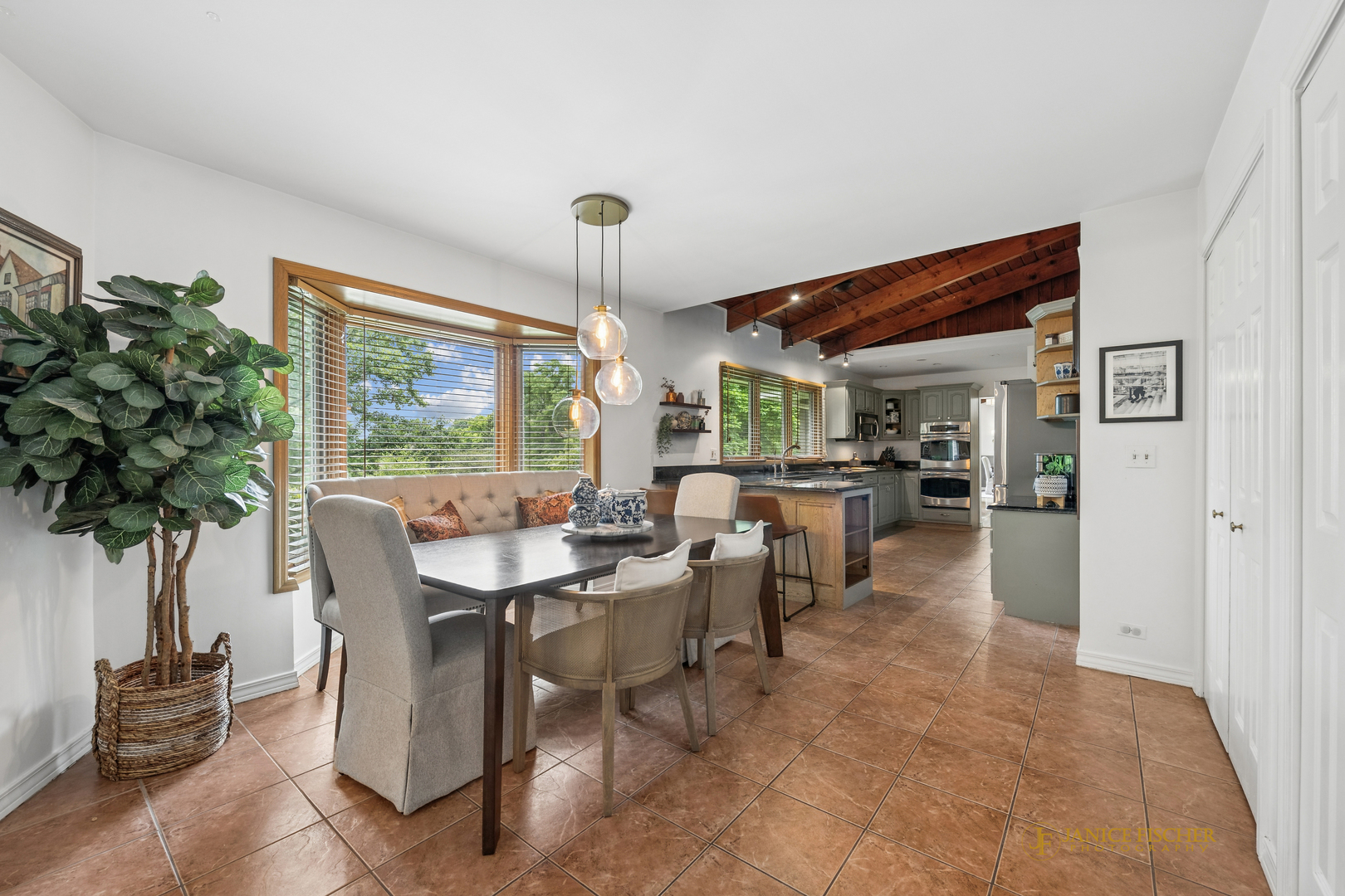 501 Lakepoint Drive