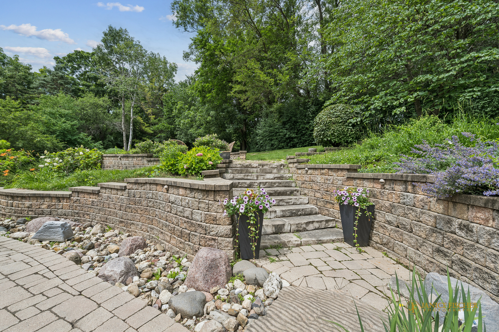 501 Lakepoint Drive