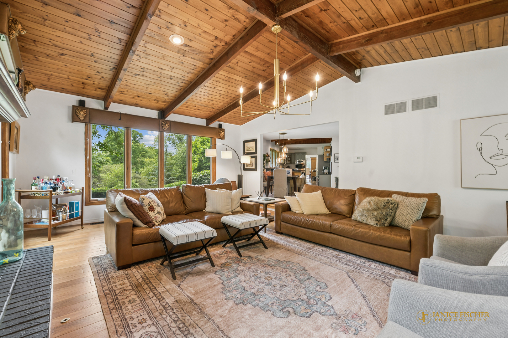 501 Lakepoint Drive