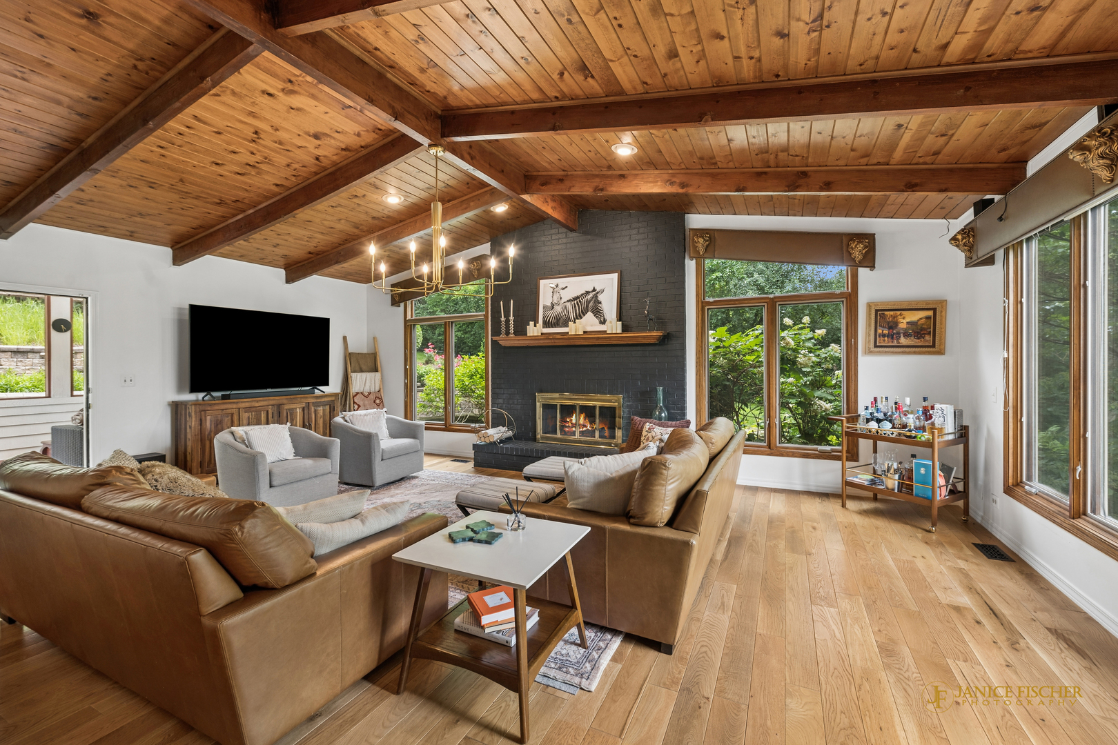 501 Lakepoint Drive
