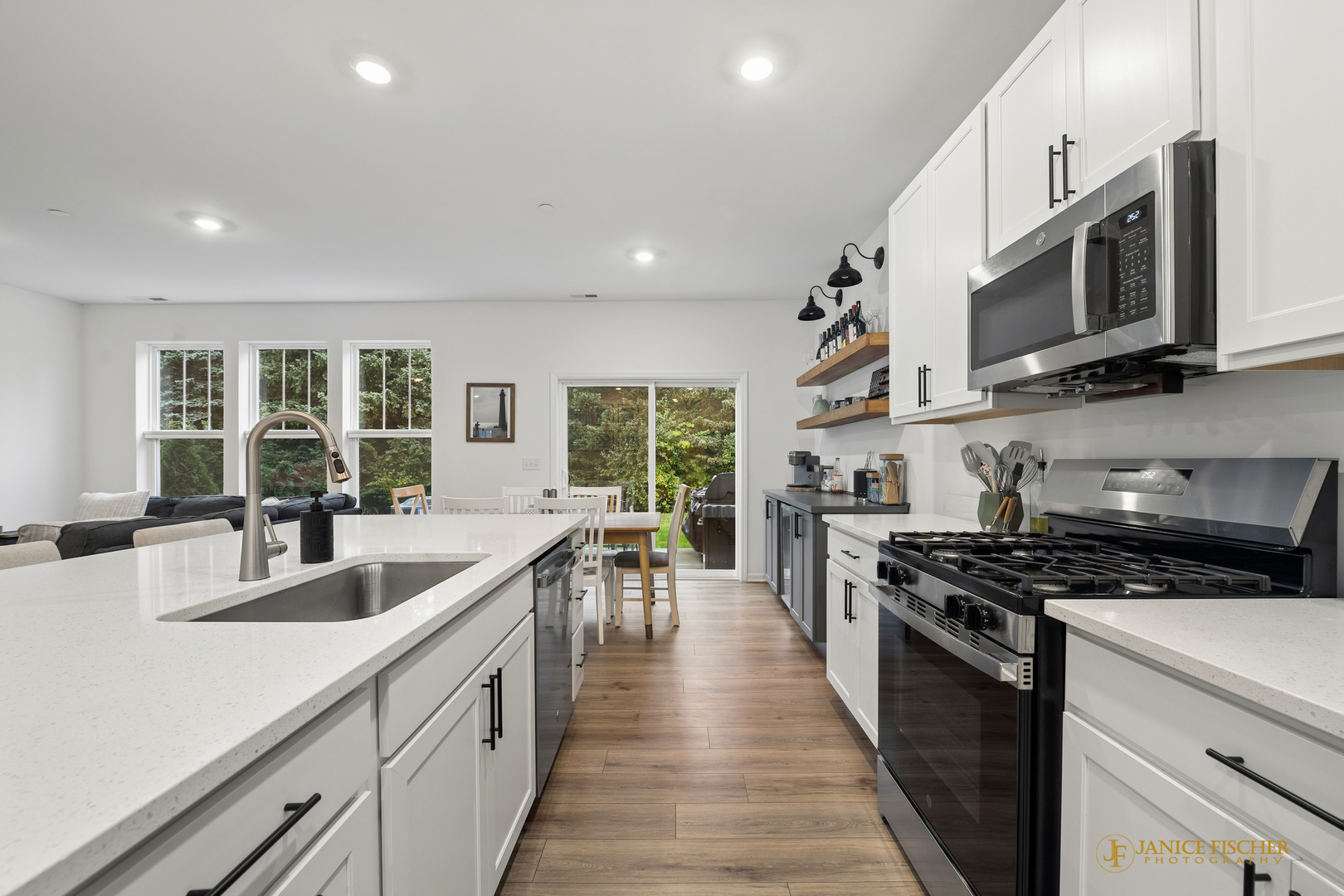 648 Cassia Court