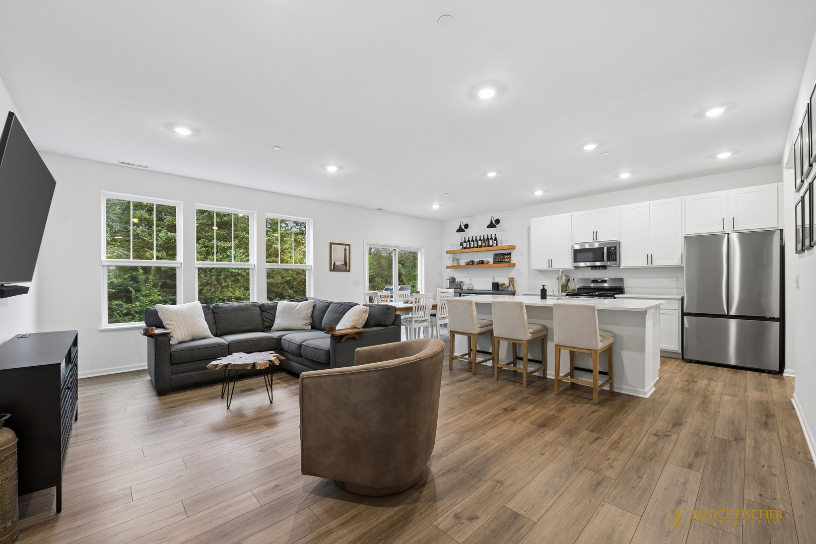 648 Cassia Court