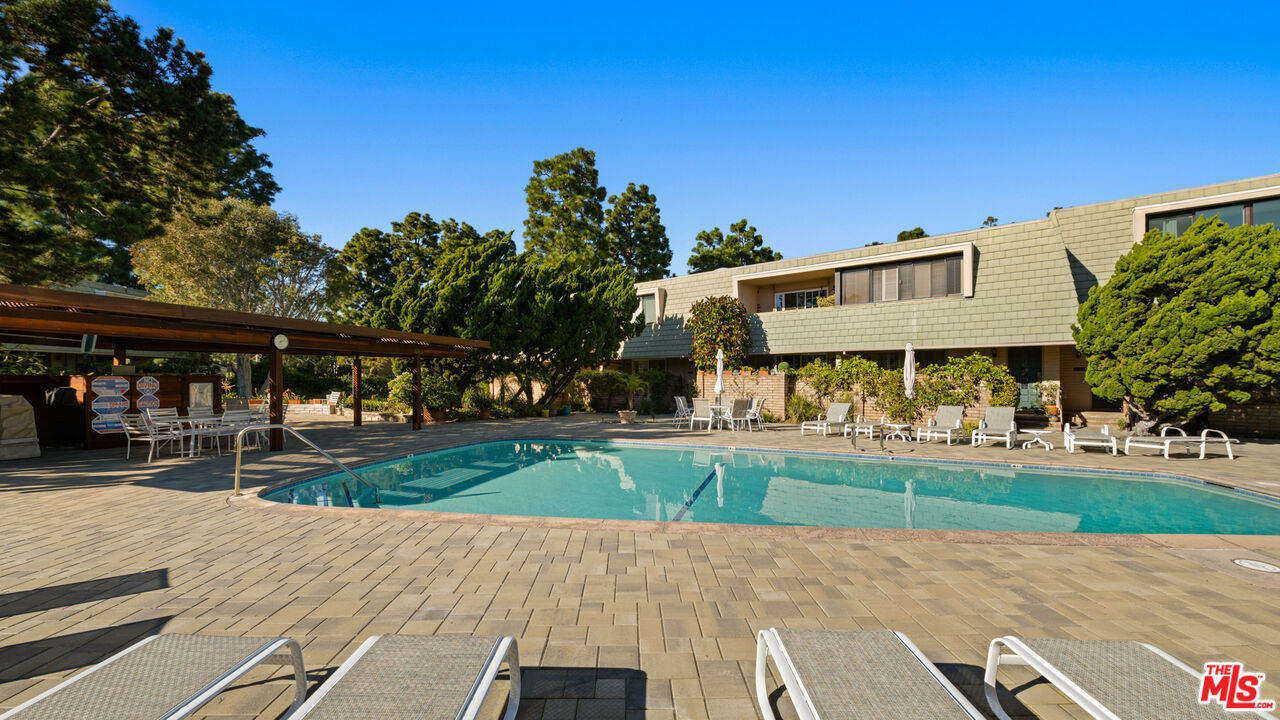 13206 Admiral Ave Unit: F