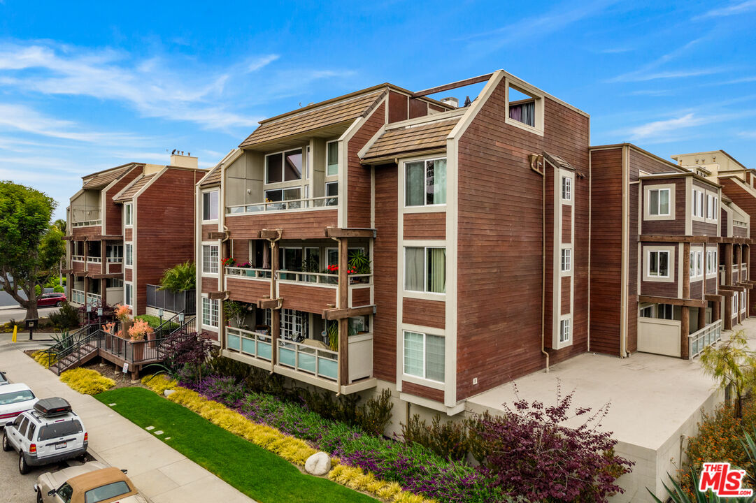 4350 Via Dolce Unit: 210