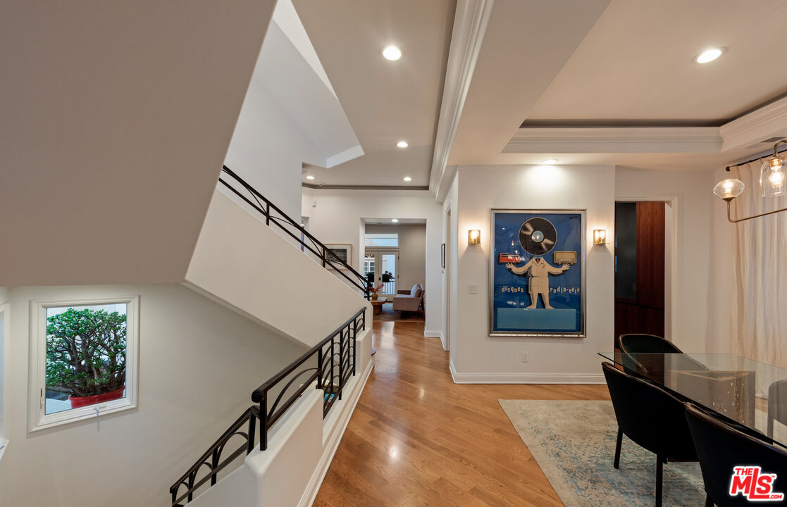 123 Channel Pointe Mall