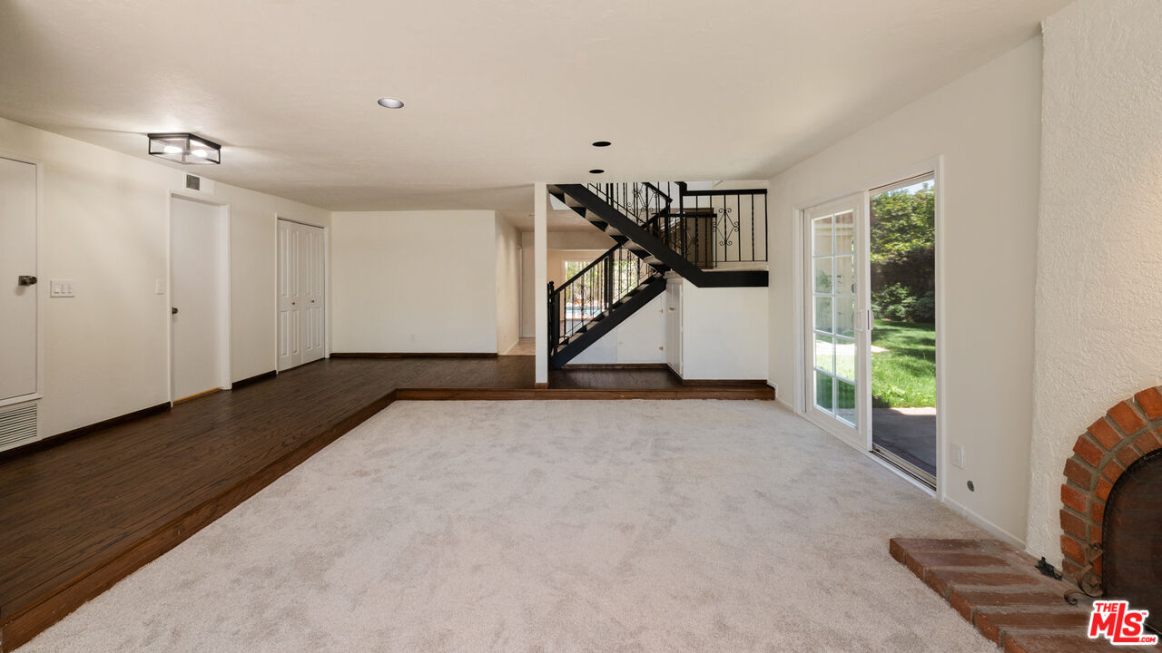 3102 Granville Ave