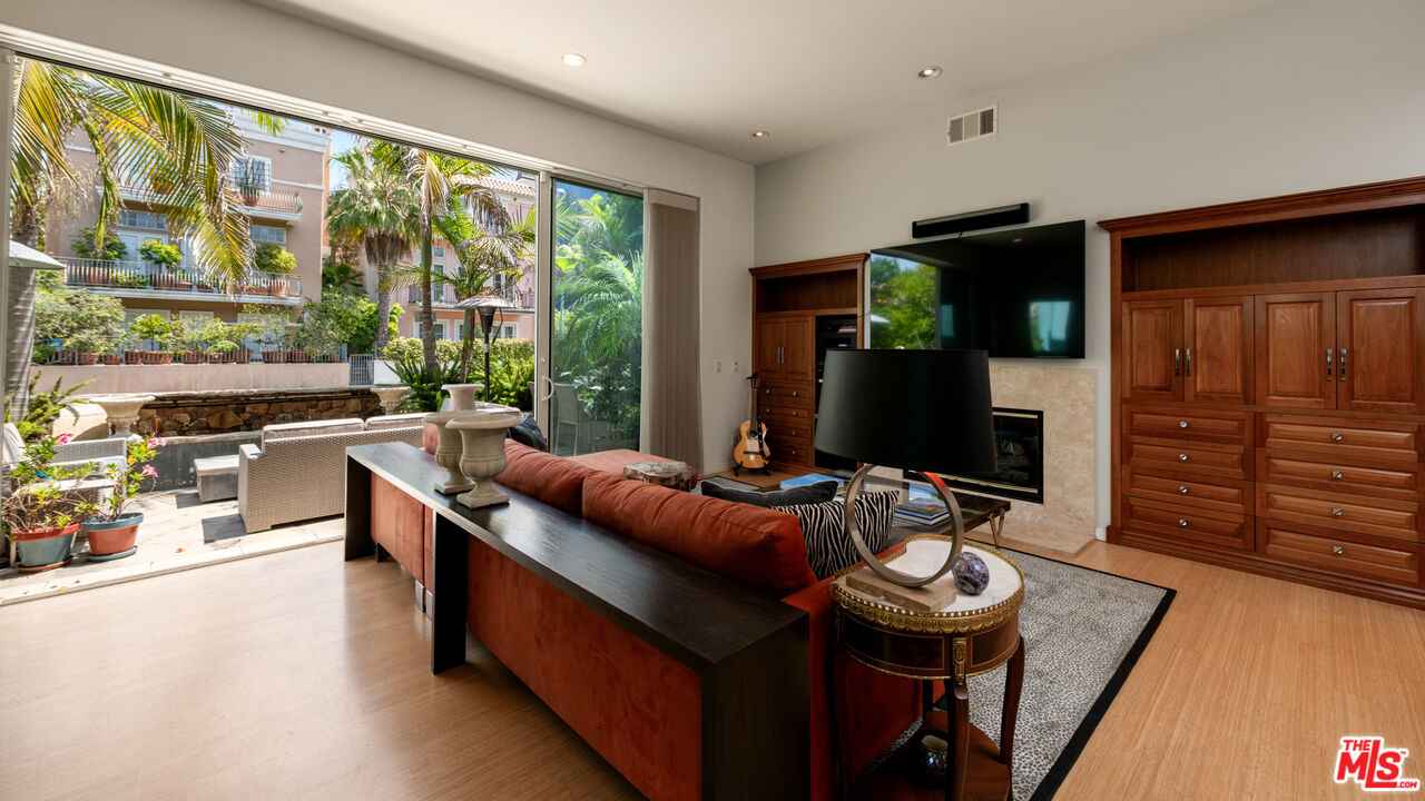 3705 Esplanade