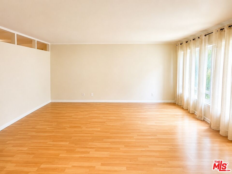 5870 Green Valley Cir Unit: 129