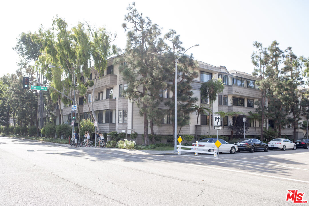 310 Tahiti Way Unit: 106