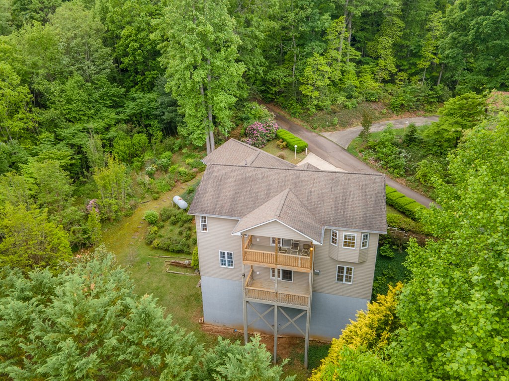 132 Mountain Circle