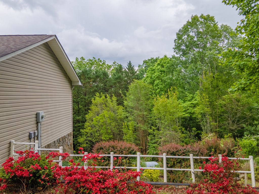 132 Mountain Circle