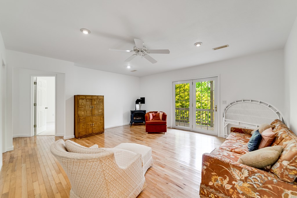 132 Mountain Circle