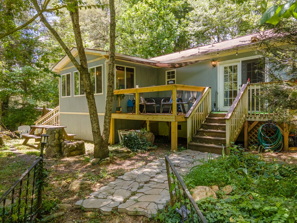 26 Red Bridge Lane