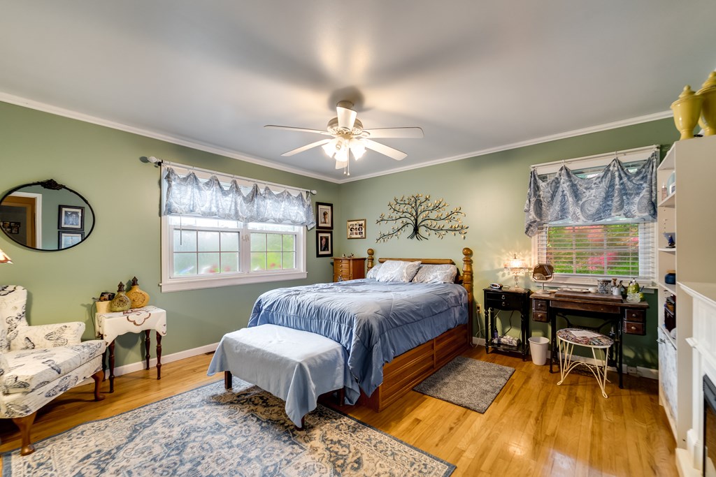 104 Cedar Hills Dr