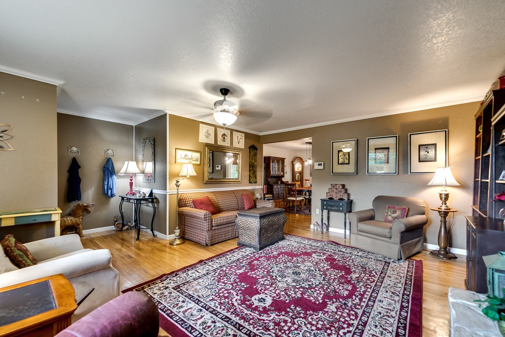 104 Cedar Hills Dr