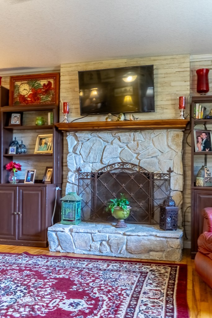 104 Cedar Hills Dr