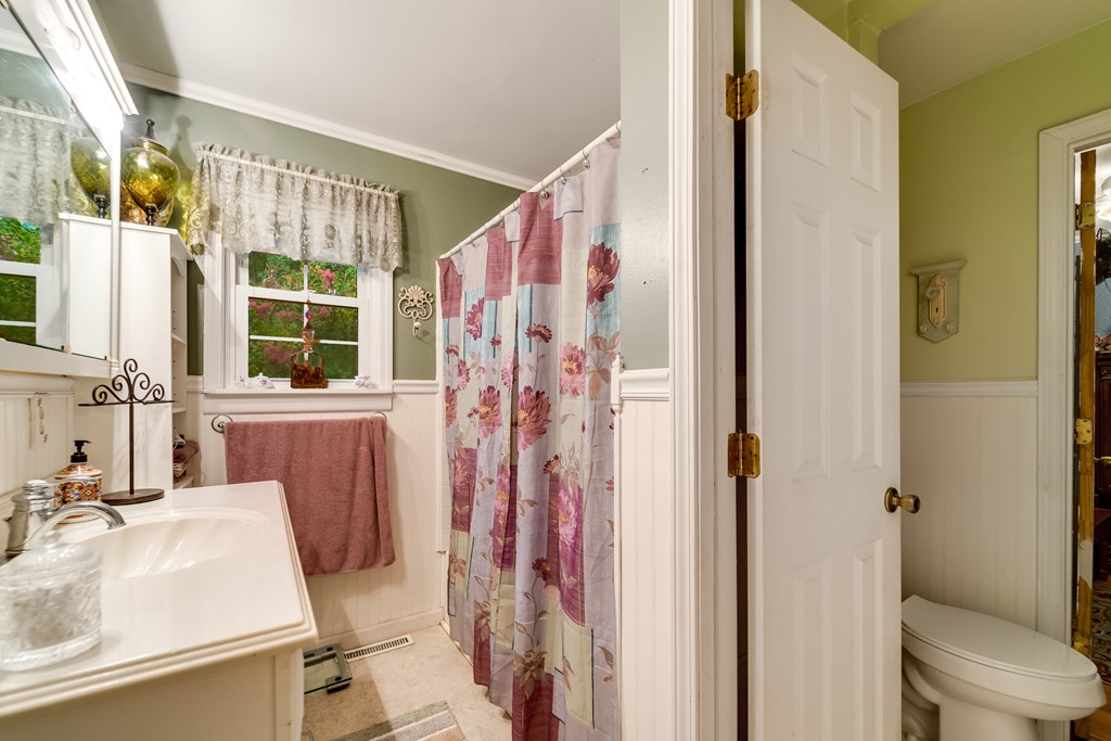 104 Cedar Hills Dr