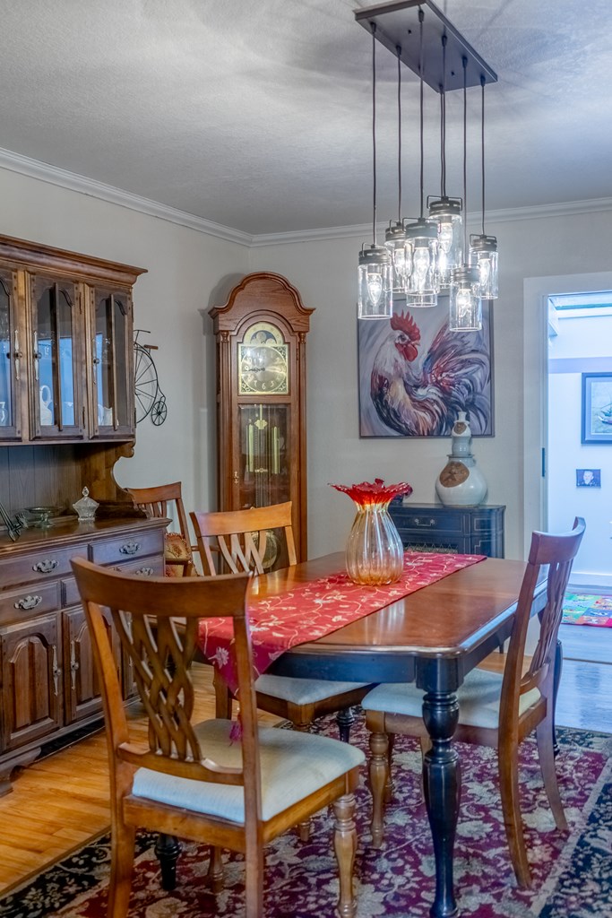 104 Cedar Hills Dr
