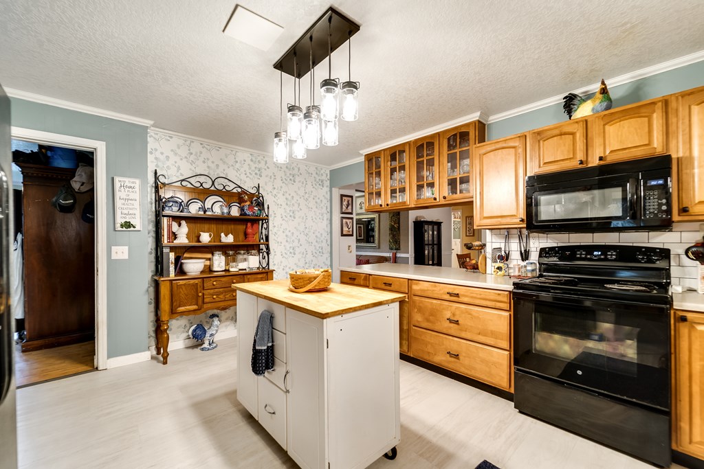 104 Cedar Hills Dr