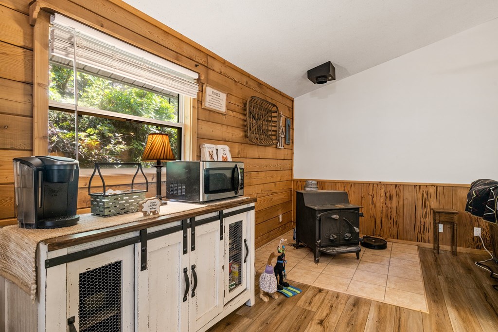 406 Tater Knob Road