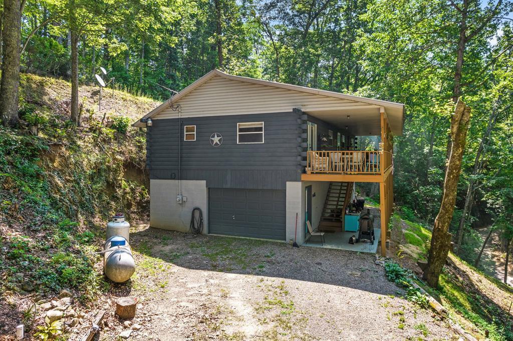 406 Tater Knob Road
