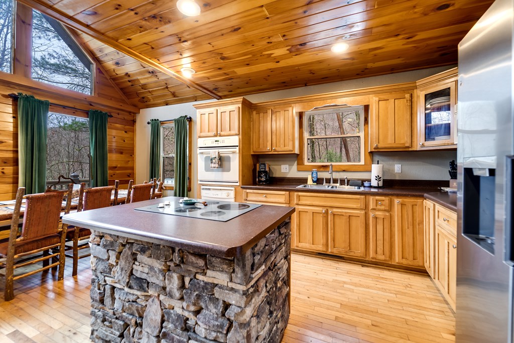 264 Little Laurel Creek Road