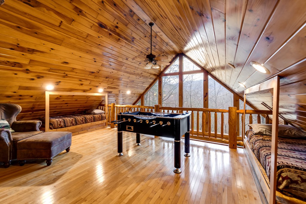 264 Little Laurel Creek Road