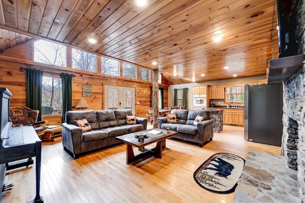 264 Little Laurel Creek Road