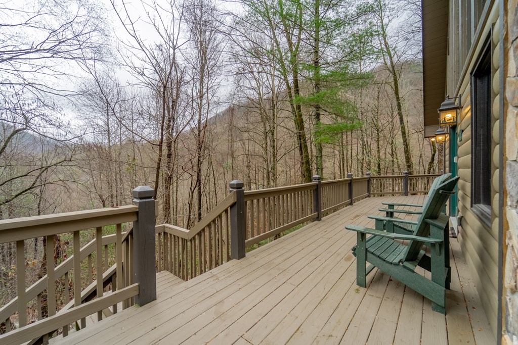 264 Little Laurel Creek Road