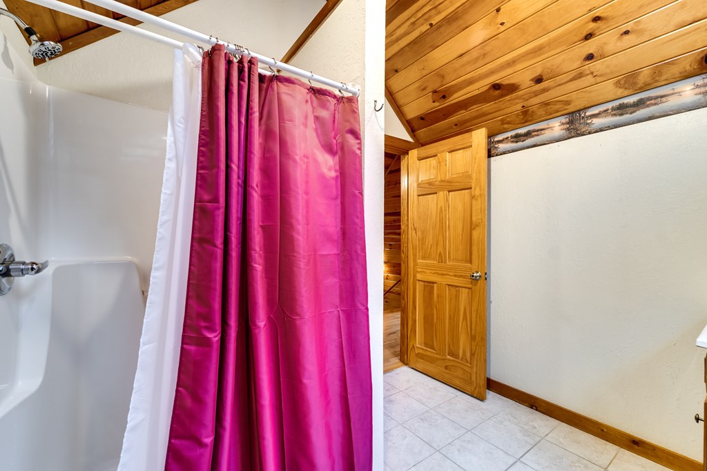 264 Little Laurel Creek Road