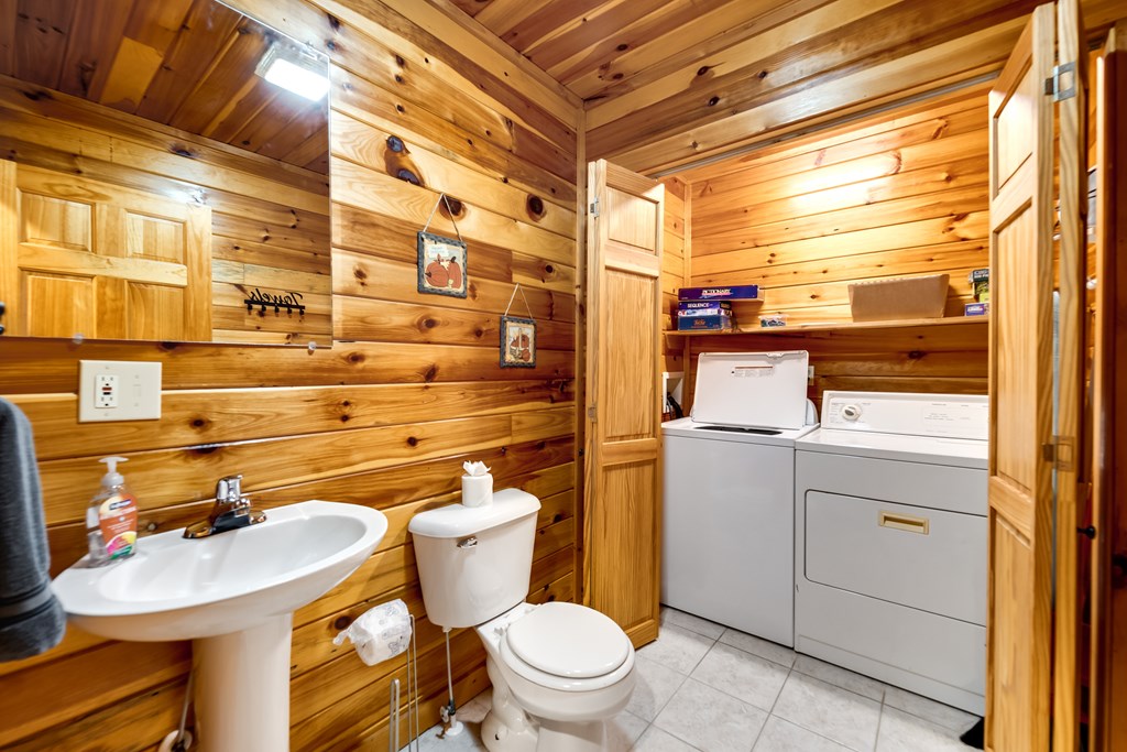 264 Little Laurel Creek Road