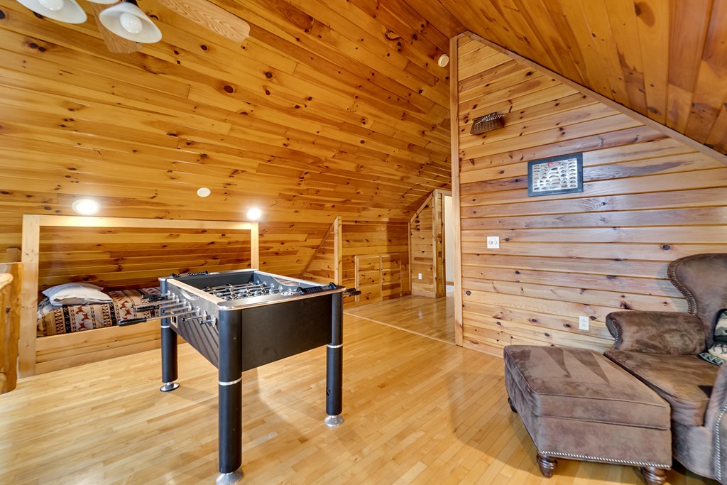 264 Little Laurel Creek Road